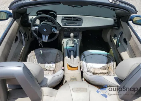 2004 BMW Z4 2.5 z USA, uszkodzony, nr VIN 4USBT334X4LS48447